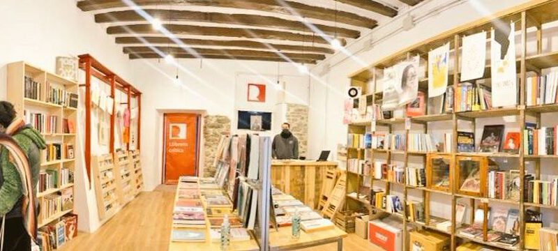 Bookshop: EL REFUGI
